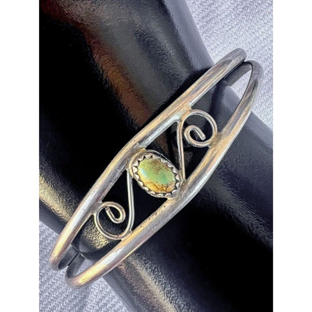 Vintage Turquoise & Solid Sterling Silver Cuff Bracelet